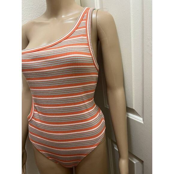 Wild Fable Womens 1 Shoulder Cut Out Body Sour With Snaps On Crotch - Picture 9 of 12